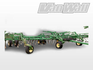 2010 John Deere 2210