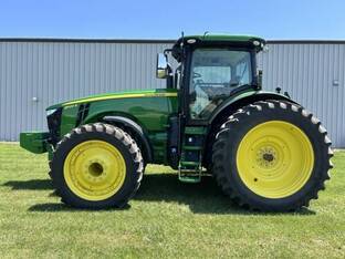 2019 John Deere 8320R