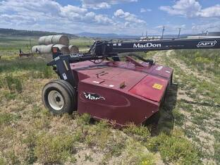 2008 MacDon Industries R80