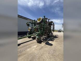 2018 John Deere 2230