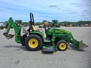 2007 John Deere 3320