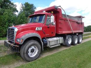 2016 Mack GRANITE GU713