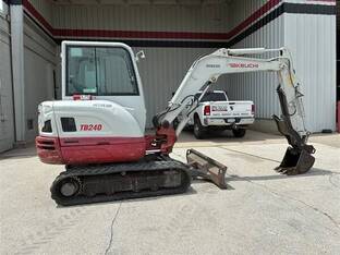 2018 Takeuchi TB240