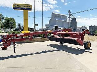 2012 New Holland H7450