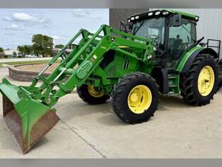 2013 John Deere 6105R