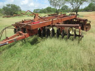 AGCO White 281