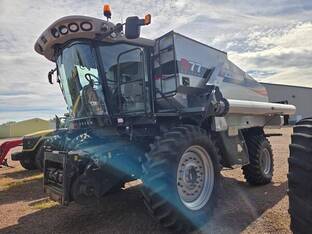 2012 Gleaner S77