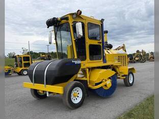 2026 Superior Broom DT74J