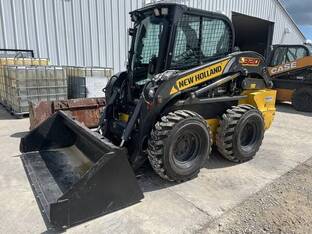 2023 New Holland L320