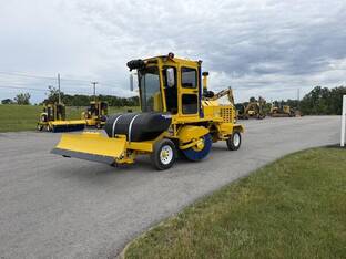 2026 Superior Broom DT74J