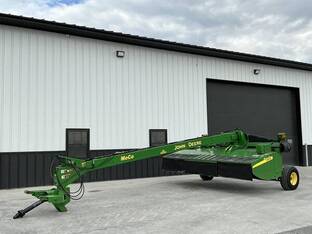 2014 John Deere 946