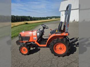 2003 Kubota B7510DTN