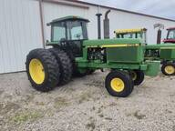 1989 John Deere 4755