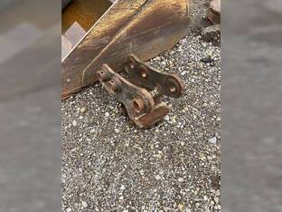 2020 Takeuchi TB250-257 QUICK COUPLER