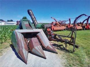 New Idea AGCO 325