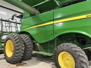 2012 John Deere S670