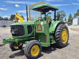 2004 John Deere 6415