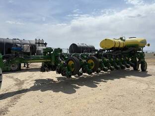 2012 John Deere 1770NT CCS