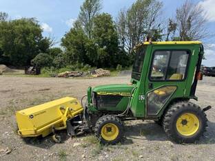 2000 John Deere 4100