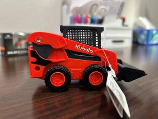 ERTL 1/32 SKID