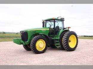 2004 John Deere 8320