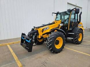 2026 JCB TM320