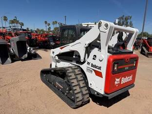 Bobcat T870
