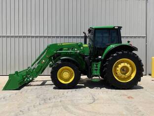 2023 John Deere 6195M