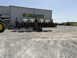 1995 Kinze 2600