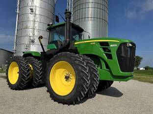 2009 John Deere 9230