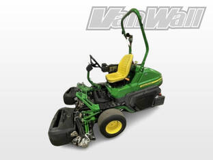 2019 John Deere 2700