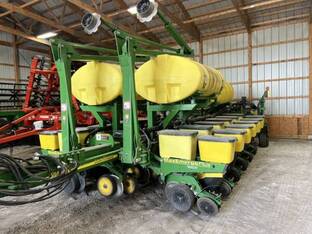 2003 John Deere 1770NT