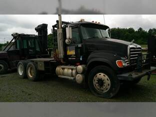 2004 Mack GRANITE CV713