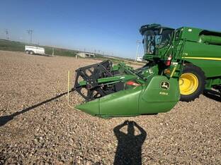 2015 John Deere 635D