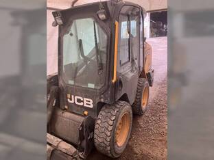 2022 JCB 215