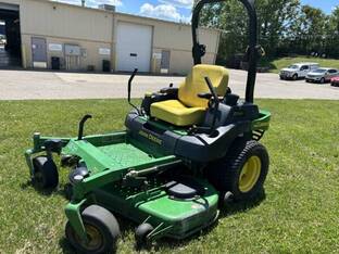 John Deere 757