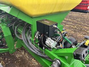 2016 John Deere HS1230