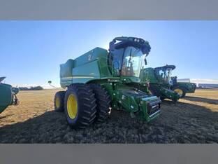 2022 John Deere S780