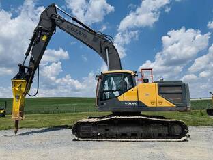 2017 Volvo EC300EL