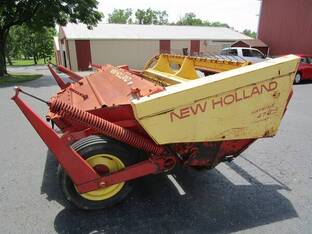 New Holland 478