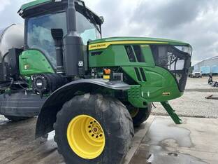 2023 John Deere 800R