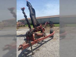 2011 New Holland H6750