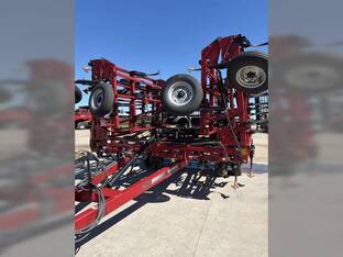 2011 Case IH TIGERMATE 200