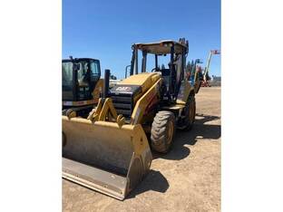 2022 Caterpillar 420D