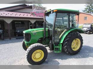 2015 John Deere 5065E