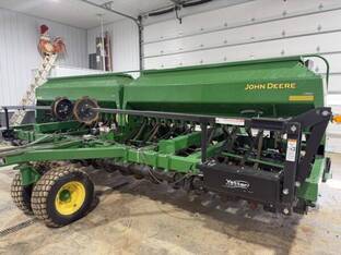 2016 John Deere 1590