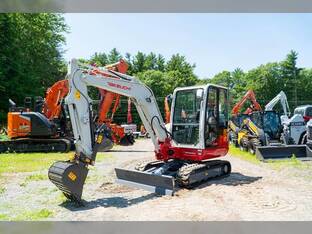 2026 Takeuchi TB240