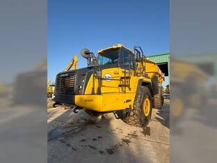 2023 Komatsu HM400-5