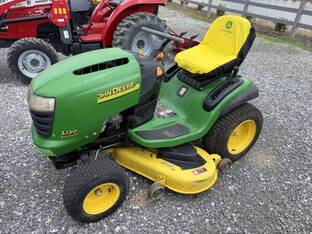 2004 John Deere L120