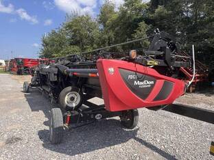 2019 MacDon Industries FD135